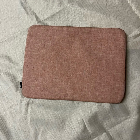 Pink Laptop Sleeve - Picture 2 of 3
